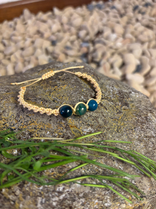 Green Agate Aura Macrame